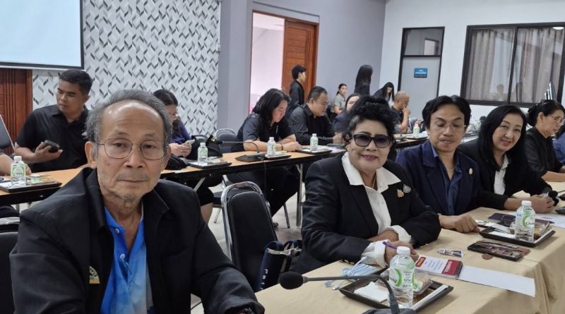 ผู้แทนสมาคมชาวเพชรบุรี เข้าร่วมประชุม การนําเสนอร่างแผนแม่บทระยะ 3ปี(2570-2572)